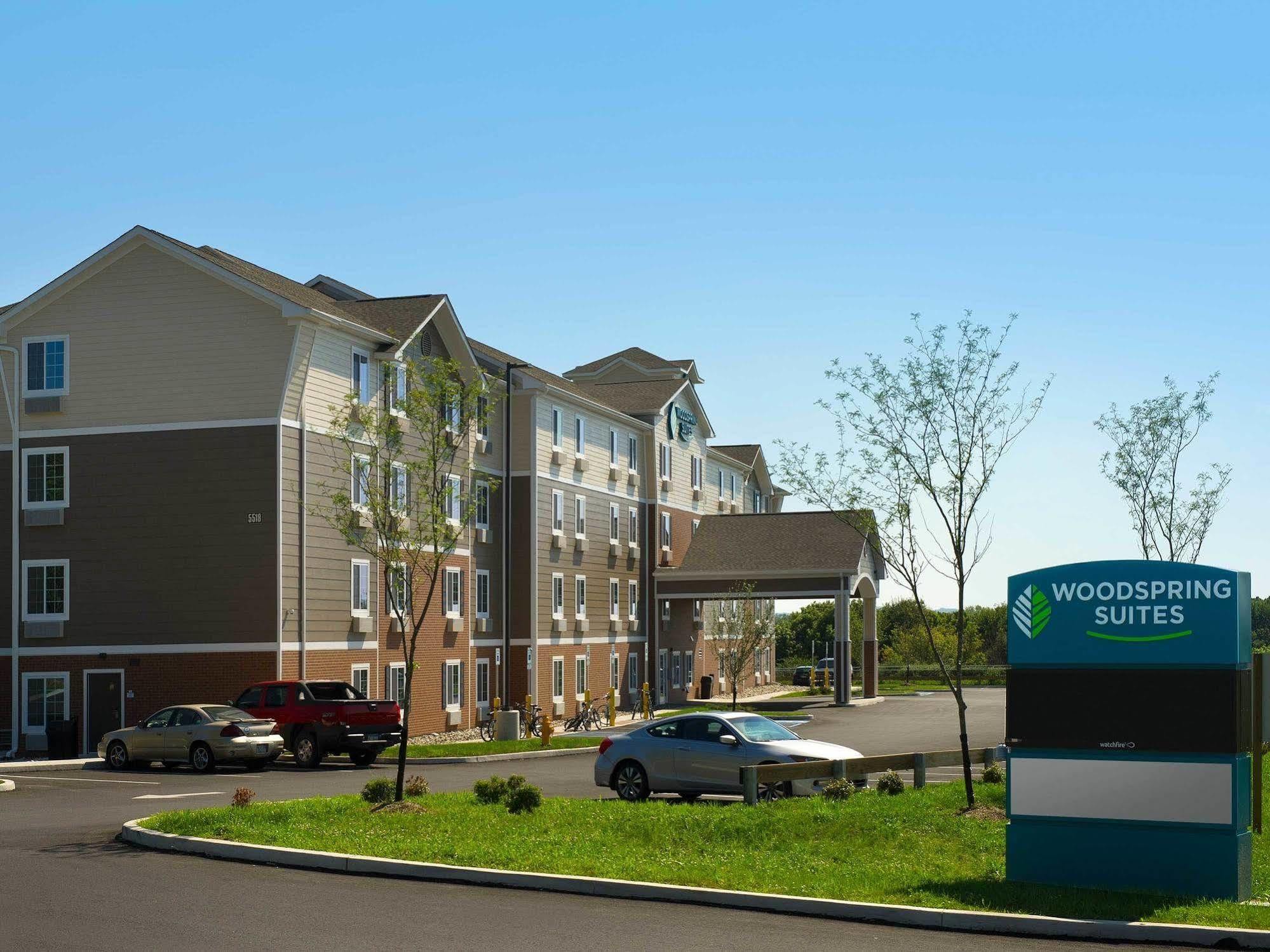 Woodspring Suites Akron 포티지 레이크 외부 사진