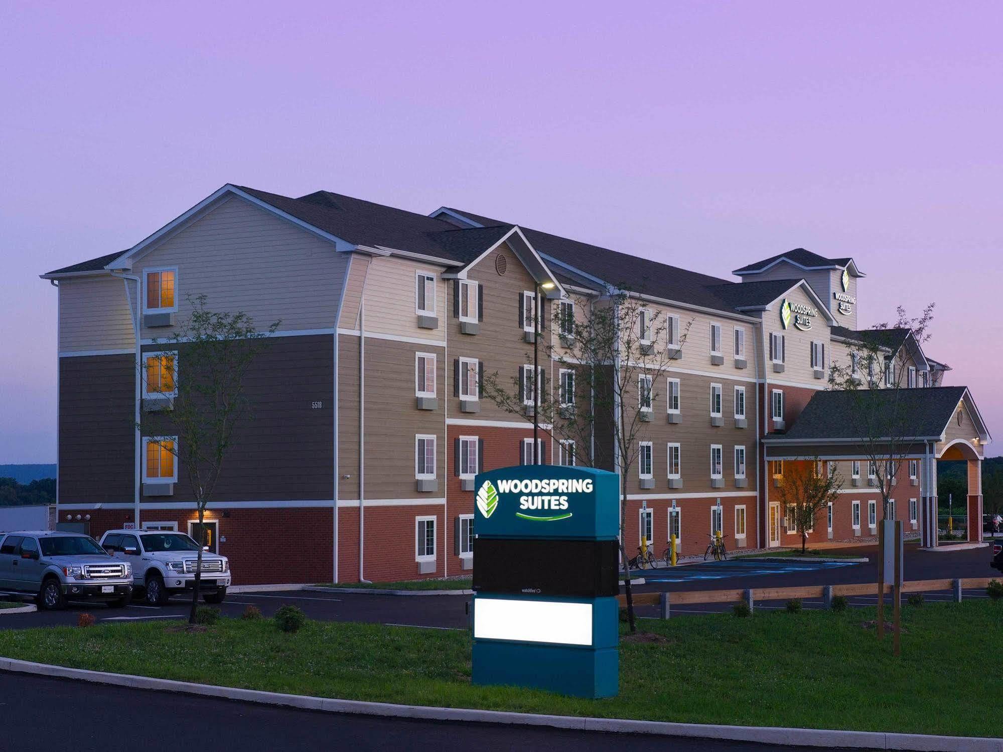 Woodspring Suites Akron 포티지 레이크 외부 사진