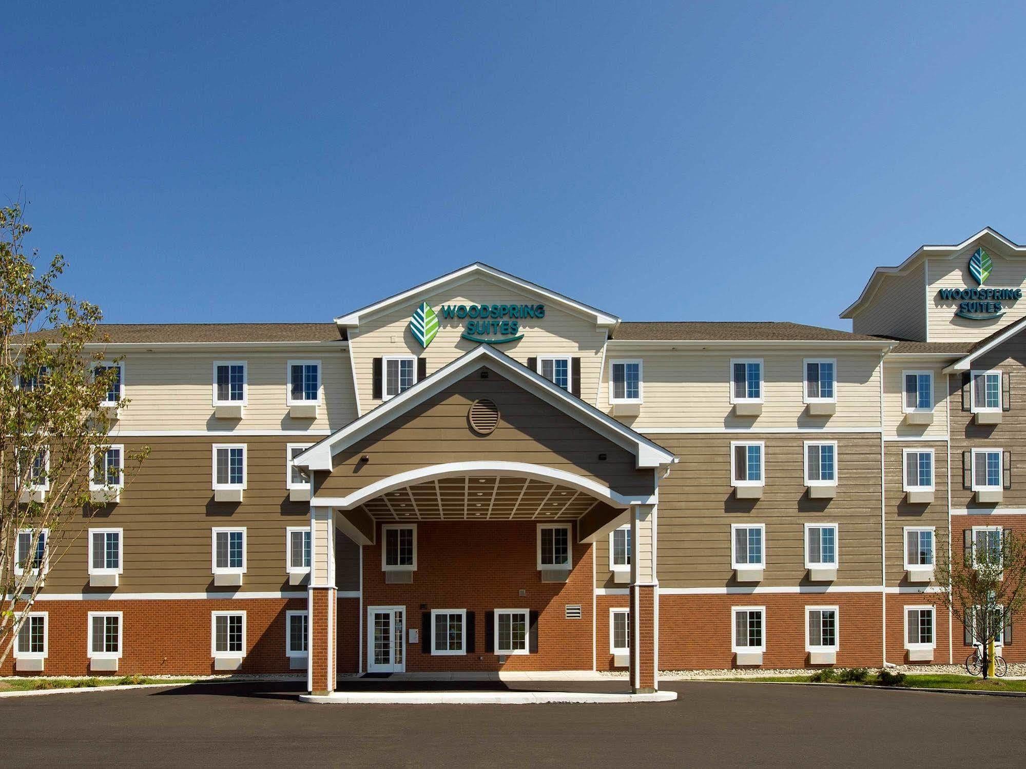 Woodspring Suites Akron 포티지 레이크 외부 사진