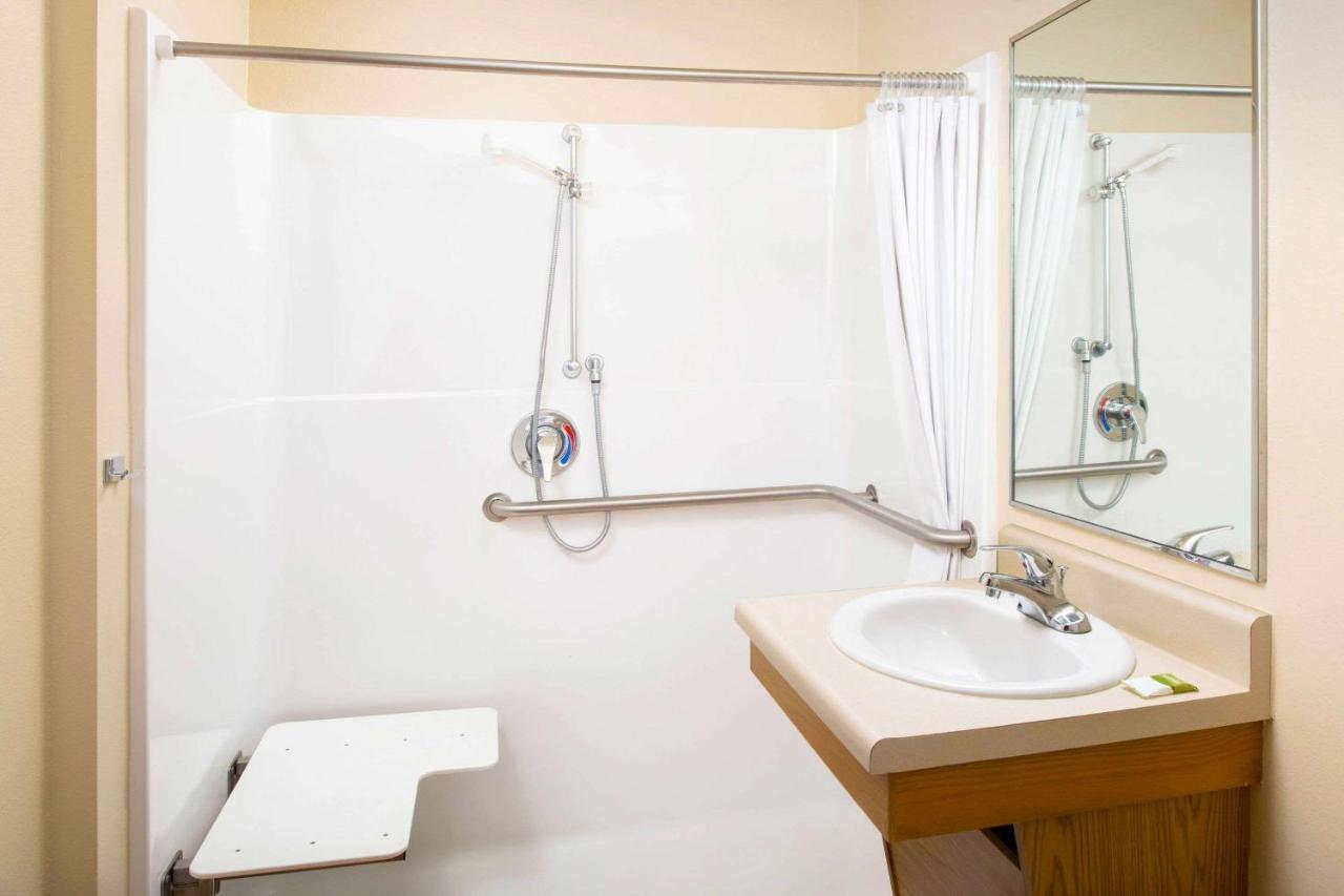 Woodspring Suites Akron 포티지 레이크 외부 사진